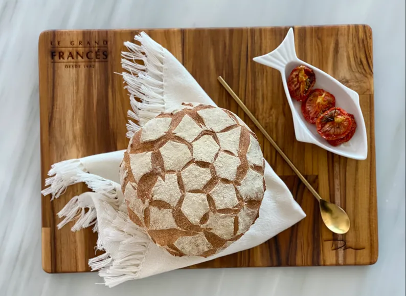 [0057] PAN DE MASA MADRE
